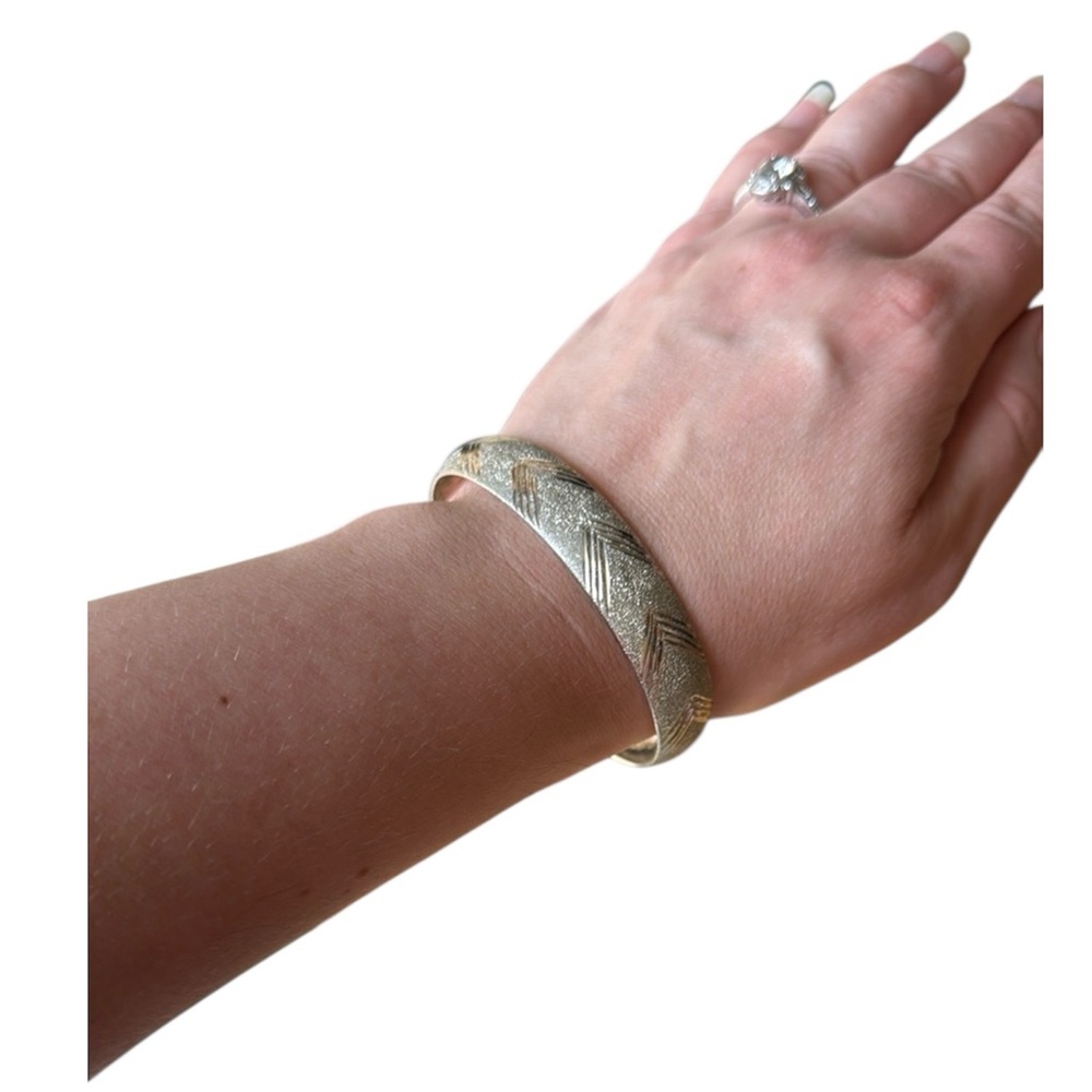 Elegant Silver Bangle Bracelet